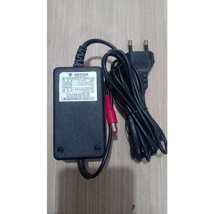 ADAPTOR 12V 3A